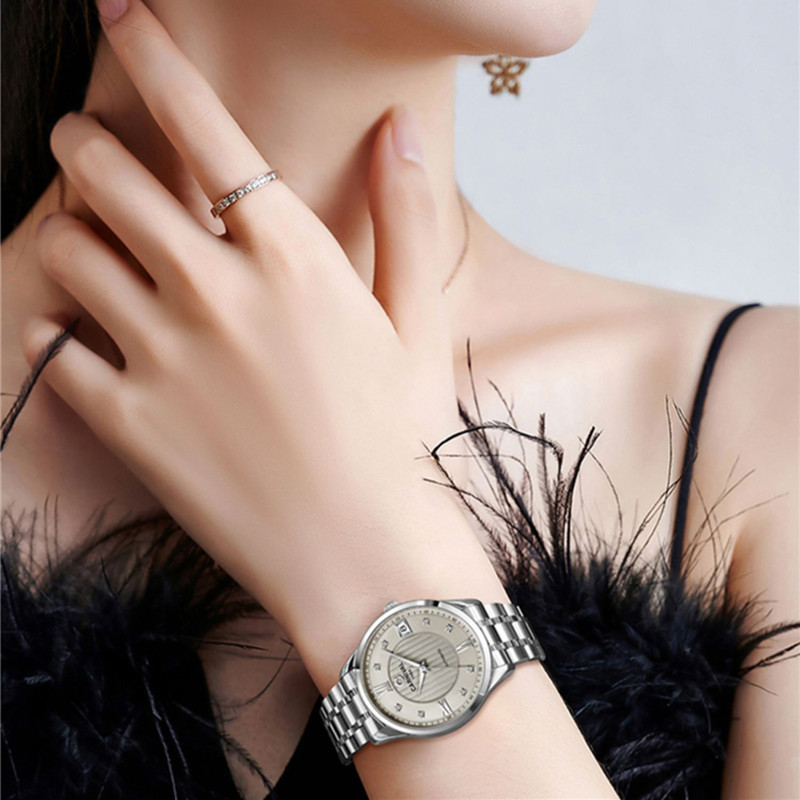 สวิตเซอร์แลนด์คาร์นิวัล ลักชัว - Luxury Watch Japan บทวิจารณ์และราคา
