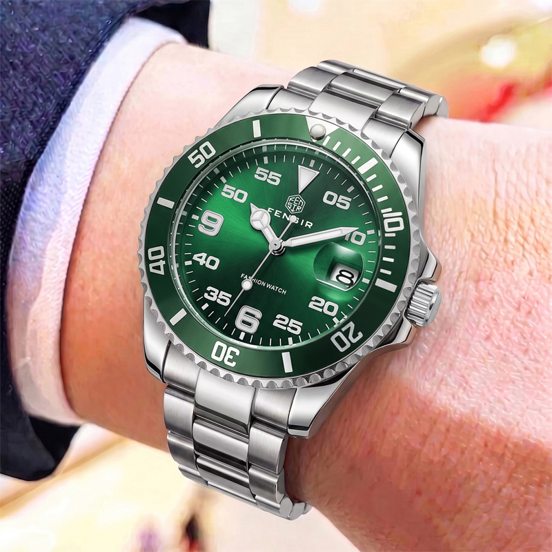 นาฬิกาควอตซ์สำหรับผู้ชายแบบคลา - Luxury Watch It บทวิจารณ์และราคา